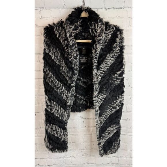 MARC by MARC JACOBS black white real rabbit fur striped sleeveless vest O/S - Picture 1 of 11